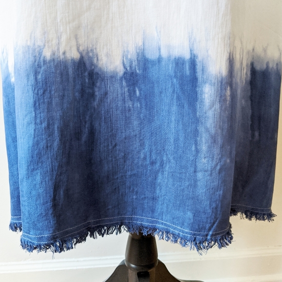 🌸NWT En Creme Blue and White Midi - Picture 3 of 6